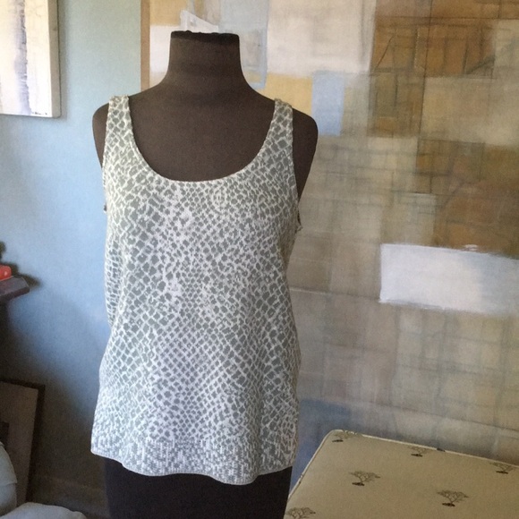 Joan Vass Au Courant Animal Print Knit Top NWOT - Picture 3 of 5